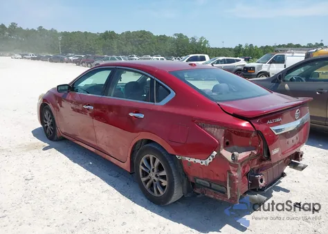 2015 Nissan Altima 2.5 S из США, поврежденный, VIN 1N4AL3AP7FN360554